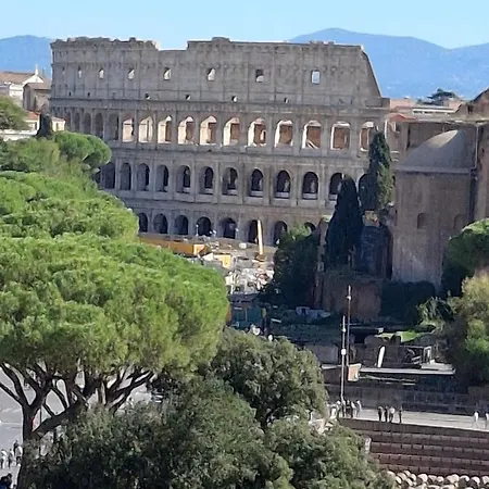 Apartament Elegante Immerso Nei Fori Imperiali Rzym